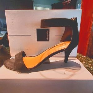 Black paycee sandals